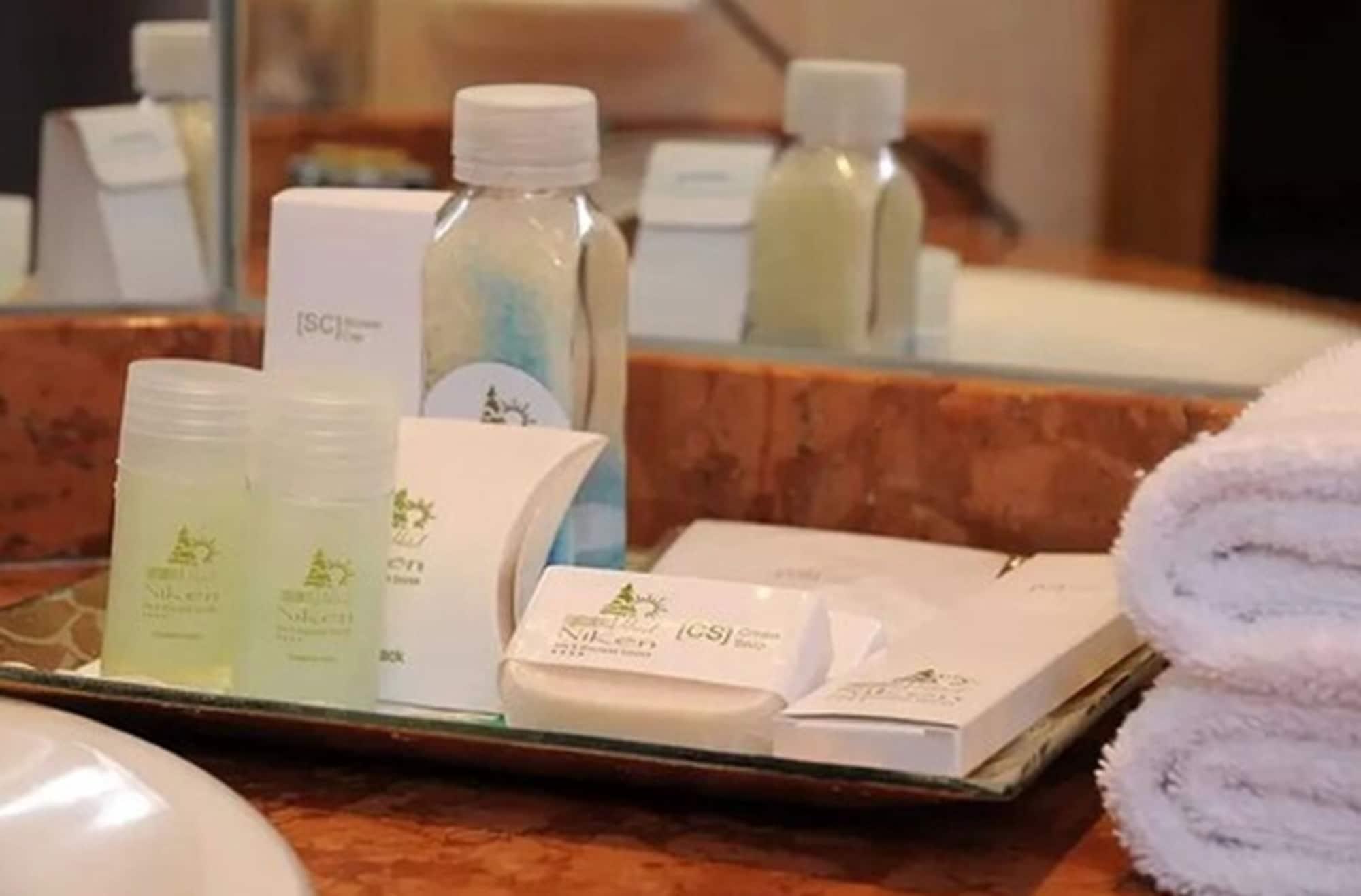Niken Hotel Spa & Business Center ネコチェア エクステリア 写真